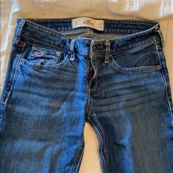 COPY - Hollister Jeans - Picture 4 of 6